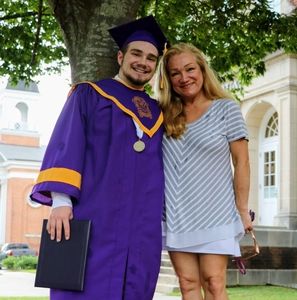 Meet your Posher, Jillian